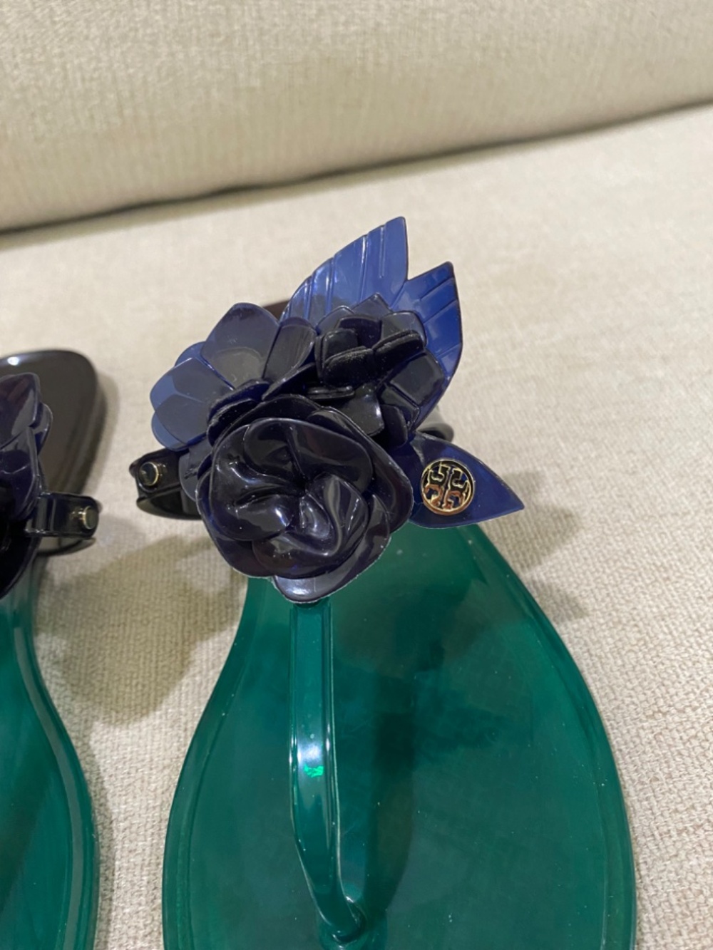 Tory Burch sandals - Picture 3 of 8